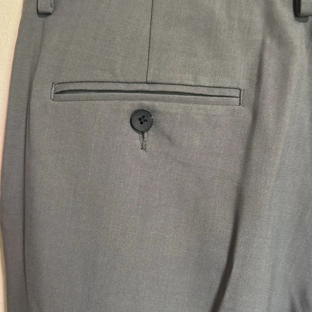 Men’s Haggar Straight Fit Gray Trousers